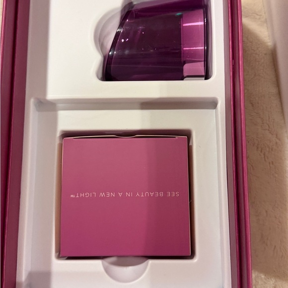 Tria SmoothBeauty Laser - Picture 8 of 10